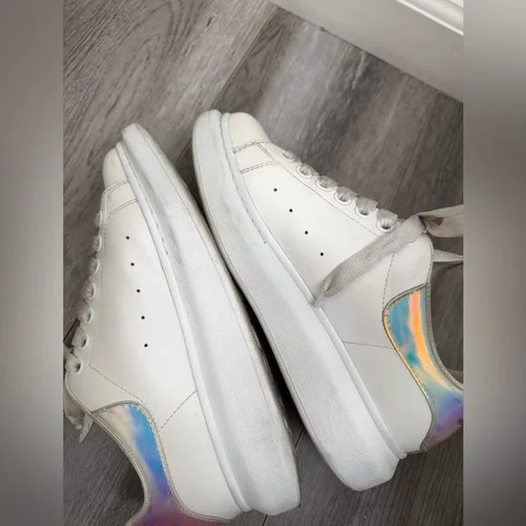 Alexander McQueen Oversized Sneaker White/Shock Pink Size 38/Women’s 8 - Picture 4 of 7